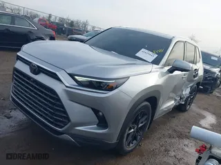2024 Toyota Grand Highlander XLE with VIN 5TDAAAB59RS010228, listed as a IAAI auction lot 41829943 with 11,436 mi miles. Bid and sale history available at carsss.com. Image 18.