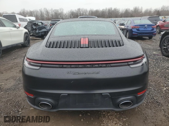 2020 Porsche 911 Carrera S with VIN WP0AB2A96LS225376, listed as a Copart auction lot 84930074 with 32,939 mi miles and Clean Title. Bid and sale history available at carsss.com. Image 6.