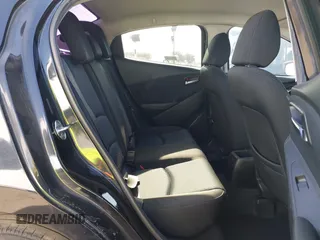 2016 Scion iA z VIN 3MYDLBZV4GY140248, wystawiony jako IAAI lot #42282531 z przebiegiem 72 644 mil mil oraz . Historia ofert i sprzedaży dostępna na DreamBid. Obrazek 8.
