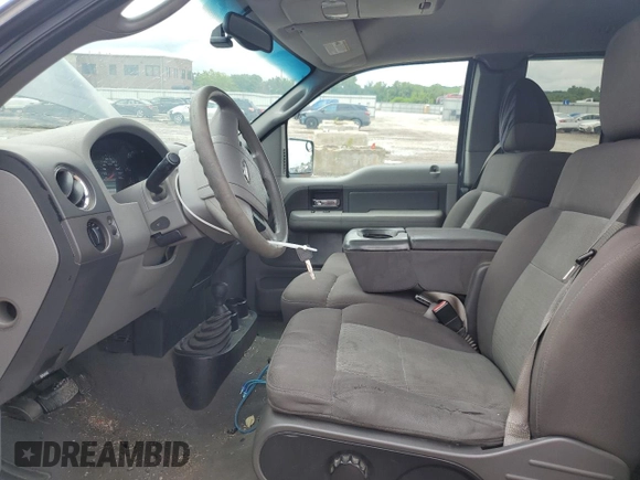 2005 Ford F-150 XLT z VIN 1FTPX14565FA47401, wystawiony jako Copart lot #57866745 z przebiegiem 229 265 mil mil oraz Szkoda całkowita • Salvage title. Historia ofert i sprzedaży dostępna na DreamBid. Obrazek 7.