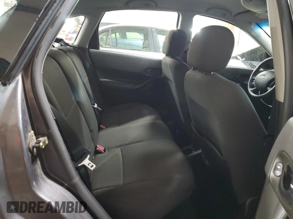 2005 Ford Focus S with VIN 3FAFP37N05R120564, listed as a Copart auction lot 49404935 with 102,254 mi miles and Salvage Title. Bid and sale history available at carsss.com. Image 10.