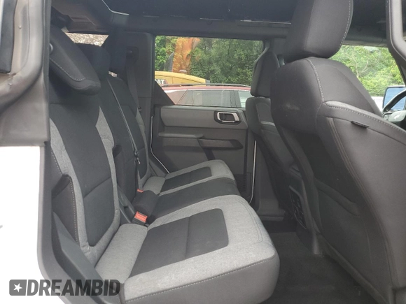 2022 Ford Bronco with VIN 1FMDE5BH8NLB86889, listed as a Copart auction lot 60898845 with 30,414 mi miles and Salvage title. Bid and sale history available at DreamBid. Image 11.