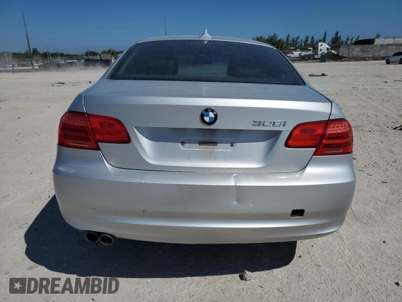 2011 BMW 3 Series 328i with VIN WBAKE3C55BE557220, listed as a Copart auction lot 49833305 with 33,881 mi miles and Salvage Title. Bid and sale history available at carsss.com. Image 6.