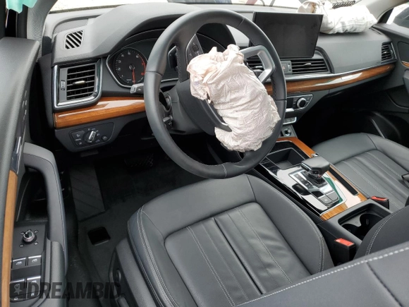 2023 Audi Q5 S line Premium with VIN WA1GAAFY4P2025538, listed as a Copart auction lot 44680105 with 13,130 mi miles and Salvage Title. Bid and sale history available at carsss.com. Image 8.
