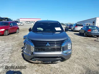 2022 Mitsubishi Outlander SE with VIN JA4J4UA86NZ070121, listed as a IAAI auction lot 41173193 with 39,541 mi miles. Bid and sale history available at carsss.com. Image 12.