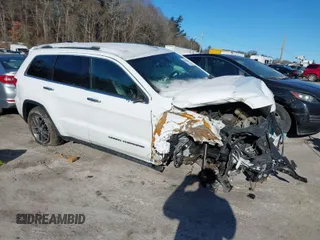 2017 Jeep Grand Cherokee Limited with VIN 1C4RJFBG6HC637471, listed as a IAAI auction lot 41574770 with 104,108 mi miles. Bid and sale history available at carsss.com. Image 1.