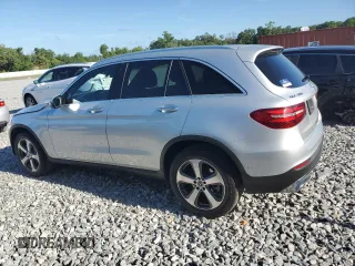 2018 Mercedes-Benz GLC 300 z VIN WDC0G4JB4JV037585, wystawiony jako Copart lot #51843275 z przebiegiem 132 332 mil mil oraz Szkoda całkowita • Salvage title. Historia ofert i sprzedaży dostępna na DreamBid. Obrazek 2.