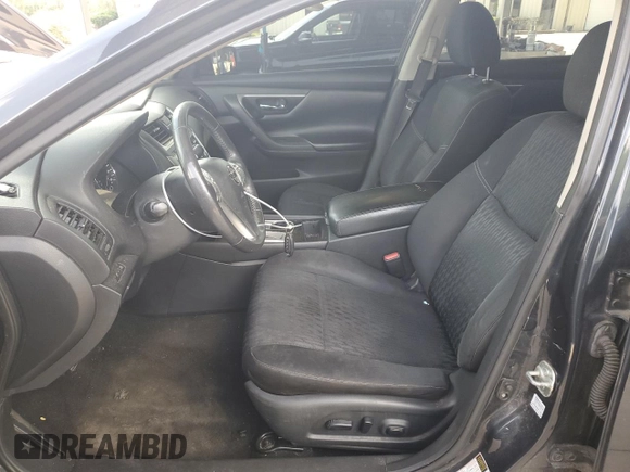 2017 Nissan Altima SV z VIN 1N4AL3AP0HC283833, wystawiony jako Copart lot #57119045 z przebiegiem 150 979 mil mil oraz Szkoda całkowita • Salvage title. Historia ofert i sprzedaży dostępna na DreamBid. Obrazek 7.