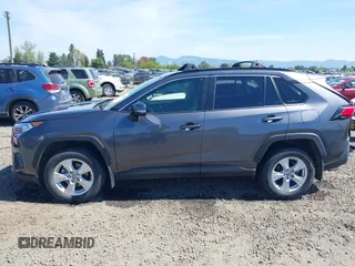 2019 Toyota RAV4 XLE with VIN JTMP1RFV9KD522379, listed as a IAAI auction lot 42002573 with 38,895 mi miles and . Bid and sale history available at DreamBid. Image 14.