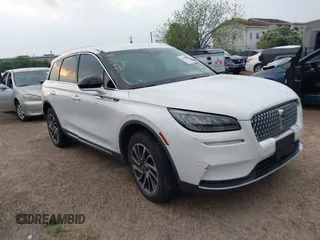 2020 Lincoln Corsair Standard z VIN 5LMCJ1C9XLUL17798, wystawiony jako IAAI lot #41952217 z przebiegiem 60 636 mil mil oraz . Historia ofert i sprzedaży dostępna na DreamBid. Obrazek 1.