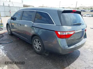 2011 Honda Odyssey EX-L with VIN 5FNRL5H68BB086943, listed as a IAAI auction lot 42503744 with 225,376 mi miles and . Bid and sale history available at DreamBid. Image 3.