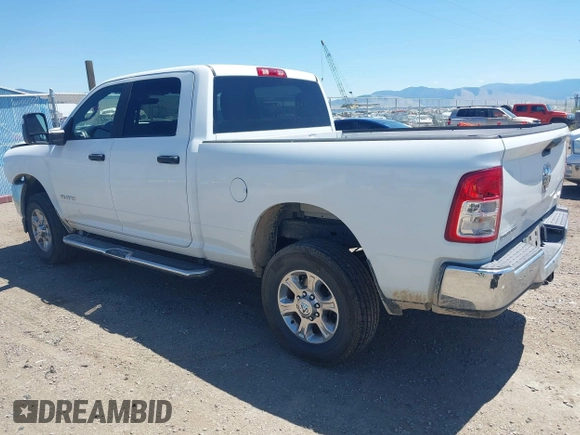 2024 Ram 2500 Big Horn with VIN 3C6UR5DJXRG275902, listed as a IAAI auction lot 42663645 with 29,066 mi miles and . Bid and sale history available at DreamBid. Image 3.