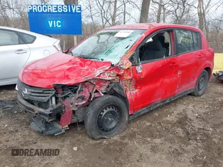 2011 Nissan Versa S z VIN 3N1BC1CP0BL494240, wystawiony jako IAAI lot #41703008 z przebiegiem 182 284 mil mil oraz . Historia ofert i sprzedaży dostępna na DreamBid. Obrazek 18.