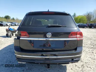 2018 Volkswagen Atlas SE with VIN 1V2PR2CA2JC526598, listed as a Copart auction lot 53878145 with 84,760 mi miles and Salvage title. Bid and sale history available at DreamBid. Image 6.