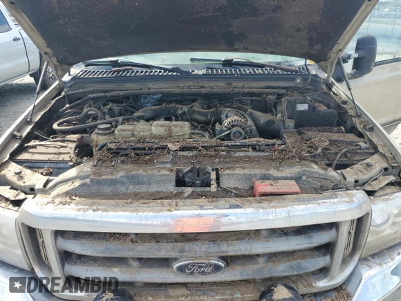2000 Ford F-250 XL with VIN 1FTNX21F1YEA83615, listed as a Copart auction lot 49978775 with 198,382 mi miles and Salvage title. Bid and sale history available at DreamBid. Image 11.