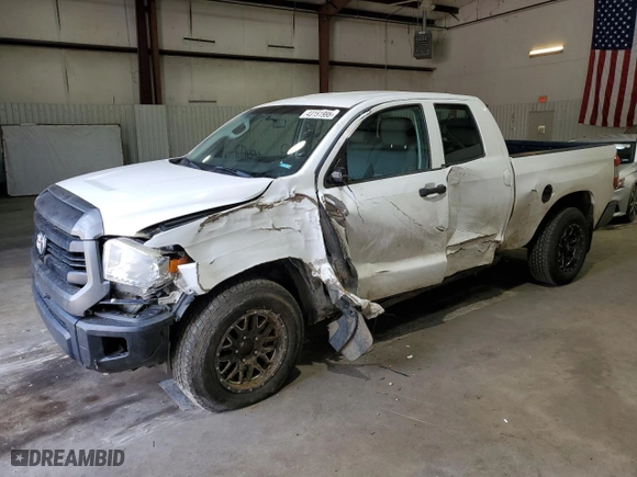 2017 Toyota Tundra 2WD SR with VIN 5TFRM5F12HX117252, listed as a Copart auction lot 43151995 with 144,398 mi miles and Salvage Title. Bid and sale history available at carsss.com. Image 1.