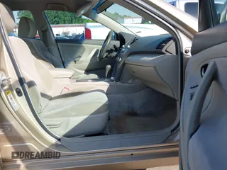 2010 Toyota Camry z VIN 4T1BF3EK2AU097534, wystawiony jako IAAI lot #42244746 z przebiegiem 145 736 mil mil oraz . Historia ofert i sprzedaży dostępna na DreamBid. Obrazek 5.