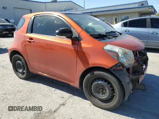 2013 Scion iQ z VIN JTNJJXB01DJ022124, wystawiony jako Copart lot #47960265 z przebiegiem 95 551 mil mil oraz Szkoda całkowita • Salvage title. Historia ofert i sprzedaży dostępna na DreamBid. Obrazek 4.