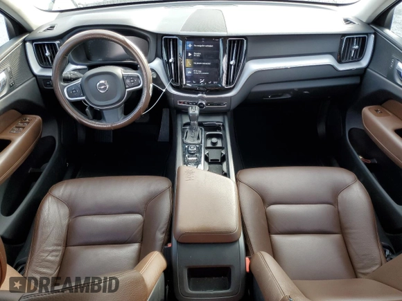 2020 Volvo XC60 Momentum with VIN YV4A22RK1L1512750, listed as a Copart auction lot 88429575 with 107,632 mi miles and Clean title. Bid and sale history available at DreamBid. Image 8.