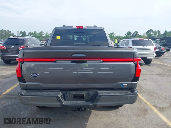 2023 Ford F-150 Lightning Pro с VIN 1FT6W1EVXPWG49668, выставлен на аукционе IAAI как лот 42269881 с пробегом 15 012 миль миль и . История ставок и продаж доступна на DreamBid. Изображение 16.