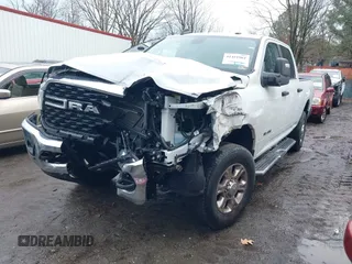 2024 Ram 2500 Big Horn with VIN 3C6UR5DJ1RG101376, listed as a IAAI auction lot 41451961 with 34,149 mi miles. Bid and sale history available at carsss.com. Image 2.