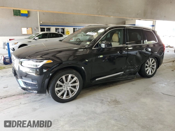 2018 Volvo XC90 Inscription z VIN YV4A22PL0J1323564, wystawiony jako Copart lot #55515825 z przebiegiem 60 535 mil mil oraz Szkoda całkowita • Salvage title. Historia ofert i sprzedaży dostępna na DreamBid. Obrazek 1.