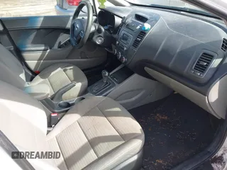 2015 Kia Forte LX with VIN KNAFX4A63F5258103, listed as a IAAI auction lot 41980166 with 144,350 mi miles. Bid and sale history available at carsss.com. Image 5.