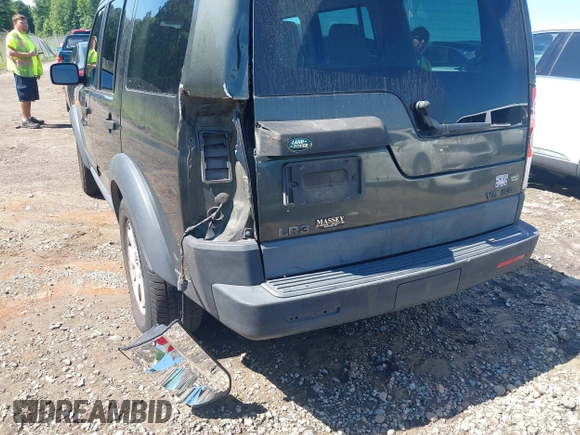 2005 Land Rover LR3 SE z VIN SALAD25405A326701, wystawiony jako IAAI lot #42504979 z przebiegiem 212 359 mil mil oraz . Historia ofert i sprzedaży dostępna na DreamBid. Obrazek 6.