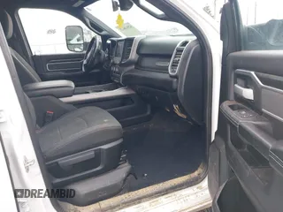 2022 Ram 2500 Big Horn с VIN 3C6UR5DL8NG126870, выставлен на аукционе IAAI как лот 42014673 с пробегом 95 883 миль миль и . История ставок и продаж доступна на DreamBid. Изображение 5.