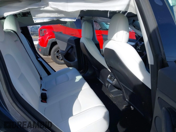 2021 Tesla Model 3 Performance with VIN 5YJ3E1EC3MF082532, listed as a IAAI auction lot 41757905 with 60,431 mi miles and . Bid and sale history available at DreamBid. Image 8.