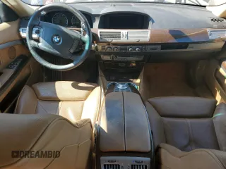 2008 BMW 7 Series 750Li z VIN WBAHN83598DT84968, wystawiony jako Copart lot #55589795 z przebiegiem 211 243 mil mil oraz Szkoda całkowita • Salvage title. Historia ofert i sprzedaży dostępna na DreamBid. Obrazek 8.