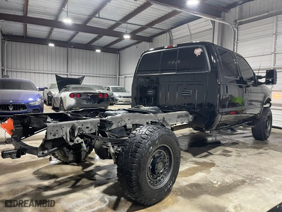 2003 Ford Super Duty F-350 SRW XL with VIN 1FTSW31P13ED34095, listed as a Copart auction lot 80354784 with 198,305 mi miles and Salvage Title. Bid and sale history available at carsss.com. Image 4.