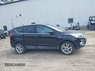 2019 Ford Escape SE with VIN 1FMCU9GD9KUA66116, listed as a IAAI auction lot 42070604 with 98,777 mi miles. Bid and sale history available at carsss.com. Image 13.
