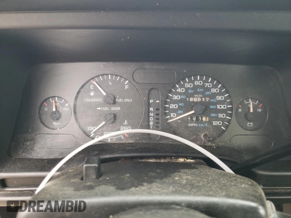 1996 Dodge 1500 z VIN 1B7HC16Y6TJ159102, wystawiony jako Copart lot #55502895 z przebiegiem 160 517 mil mil oraz Szkoda całkowita • Salvage title. Historia ofert i sprzedaży dostępna na DreamBid. Obrazek 9.