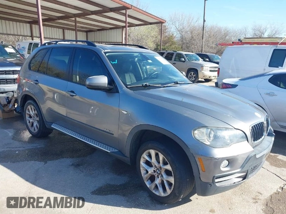 2009 BMW X5 30i with VIN 5UXFE43569L265168, listed as a IAAI auction lot 41792542 with 178,315 mi miles. Bid and sale history available at carsss.com. Image 1.