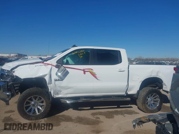 2022 Chevrolet Silverado 1500 LT with VIN 1GCPWCED9NZ194847, listed as a IAAI auction lot 41697455 with 18,174 mi miles and . Bid and sale history available at DreamBid. Image 14.