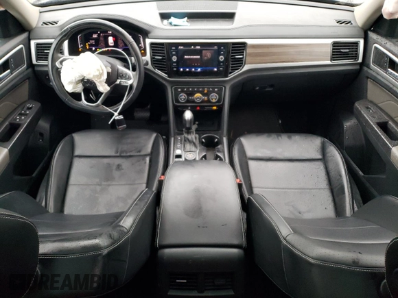 2022 Volkswagen Atlas SEL with VIN 1V2BR2CA6NC534834, listed as a Copart auction lot 82413944 with 40,338 mi miles and Salvage title. Bid and sale history available at DreamBid. Image 8.