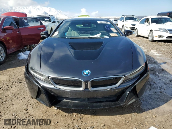 2015 BMW i8 z VIN WBY2Z2C51FV392465, wystawiony jako Copart lot #46313565 z przebiegiem Nie podano mil oraz Czysty tytuł • Clean title. Historia ofert i sprzedaży dostępna na DreamBid. Obrazek 5.