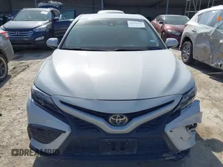 2023 Toyota Camry SE z VIN 4T1G11AK2PU128367, wystawiony jako IAAI lot #41699516 z przebiegiem 27 270 mil mil oraz . Historia ofert i sprzedaży dostępna na DreamBid. Obrazek 12.