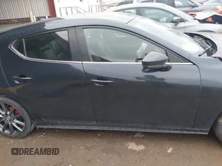 2019 Mazda 3 with VIN JM1BPALMXK1108549, listed as a IAAI auction lot 41943137 with 54,104 mi miles and . Bid and sale history available at DreamBid. Image 13.