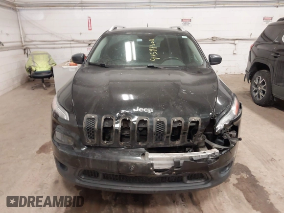 2014 Jeep Cherokee Latitude z VIN 1C4PJMCS0EW321380, wystawiony jako IAAI lot #41597508 z przebiegiem 173 991 mil mil oraz . Historia ofert i sprzedaży dostępna na DreamBid. Obrazek 12.