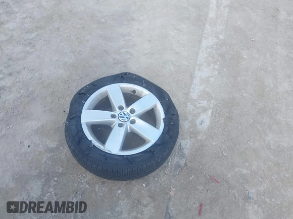 2012 Volkswagen Jetta TDI w/Premium & Nav с VIN 3VWLL7AJ1CM394756, выставлен на аукционе IAAI как лот 42378030 с пробегом 130 515 миль миль и . История ставок и продаж доступна на DreamBid. Изображение 12.