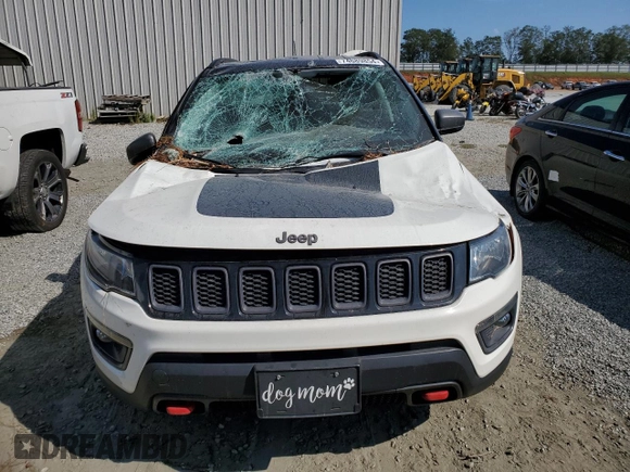 2020 Jeep Compass Trailhawk with VIN 3C4NJDDB9LT202929, listed as a Copart auction lot 74689854 with 87,343 mi miles and Salvage Title. Bid and sale history available at carsss.com. Image 5.