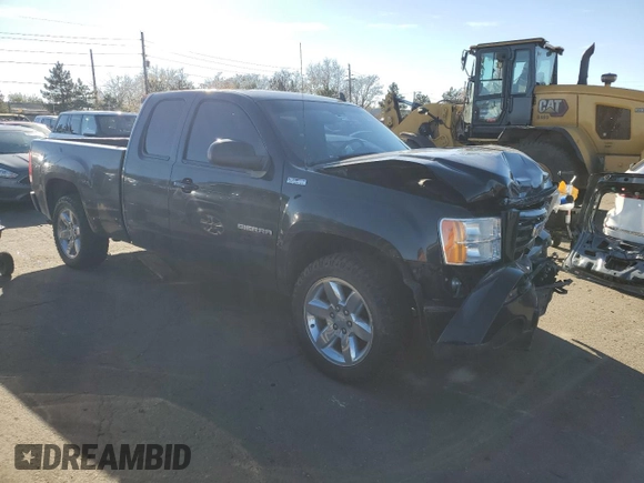 2013 GMC Sierra 1500 SLT z VIN 1GTR2WE70DZ291501, wystawiony jako Copart lot #80704824 z przebiegiem 112 351 mil mil oraz Szkoda całkowita • Salvage title. Historia ofert i sprzedaży dostępna na DreamBid. Obrazek 4.