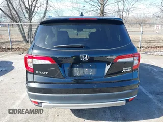 2022 Honda Pilot Touring 7-Passenger with VIN 5FNYF6H63NB006591, listed as a IAAI auction lot 41471359 with 75,574 mi miles. Bid and sale history available at carsss.com. Image 16.