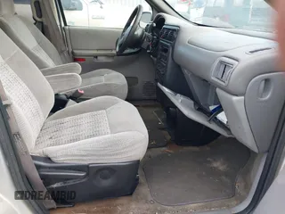 2003 Chevrolet Venture w/Y3G Mobility Pkg with VIN 1GNDX03E63D114710, listed as a IAAI auction lot 41680119 with 1 mi miles. Bid and sale history available at carsss.com. Image 5.
