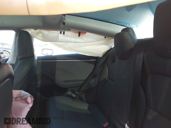 2025 Tesla Model 3 Long Range z VIN 5YJ3E1EA3SF981743, wystawiony jako IAAI lot #42352588 z przebiegiem Nie podano mil oraz . Historia ofert i sprzedaży dostępna na DreamBid. Obrazek 8.