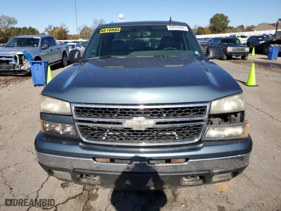2007 Chevrolet Silverado 1500 Classic LT3 with VIN 2GCEK13ZX71173135, listed as a Copart auction lot 83650884 with 203,943 mi miles and Salvage Title. Bid and sale history available at carsss.com. Image 5.