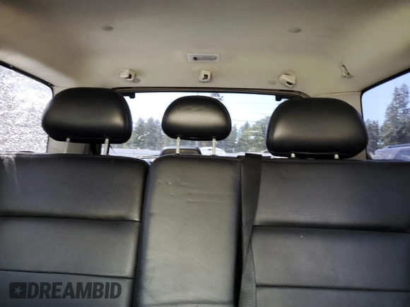 2007 Ford Escape Limited with VIN 1FMCU04137KB33107, listed as a Copart auction lot 55357475 with 200,698 mi miles and Clean title. Bid and sale history available at DreamBid. Image 10.
