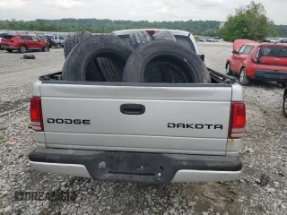 2004 Dodge Dakota Sport z VIN 1D7HG38K04S740136, wystawiony jako Copart lot #57356795 z przebiegiem 181 507 mil mil oraz Tytuł czysty. Historia ofert i sprzedaży dostępna na DreamBid. Obrazek 6.
